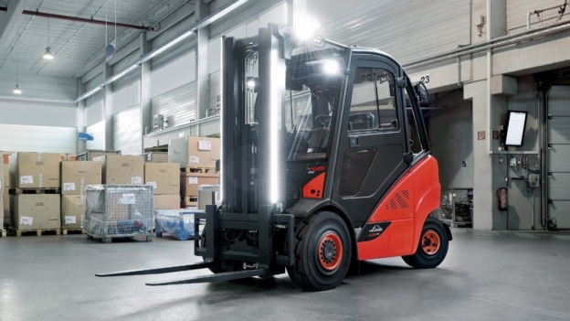 How To Pick The Right Forklift Mast According To Your Requirement